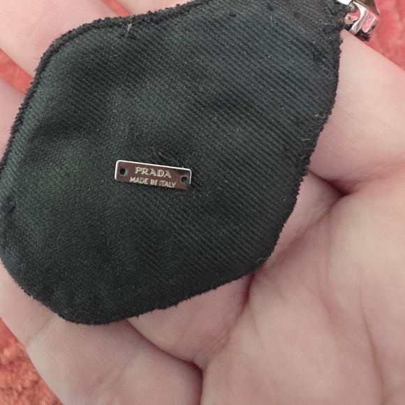 Stunning Prada Green Crystals Black Fabric Earings - Picture 3 of 3